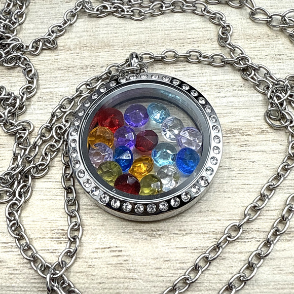 Crystal Locket Necklace 36" Multicolor Caged Crystals Silver Tone Frame READ - Picture 1 of 9